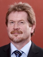 hiebel_portraitfoto_web